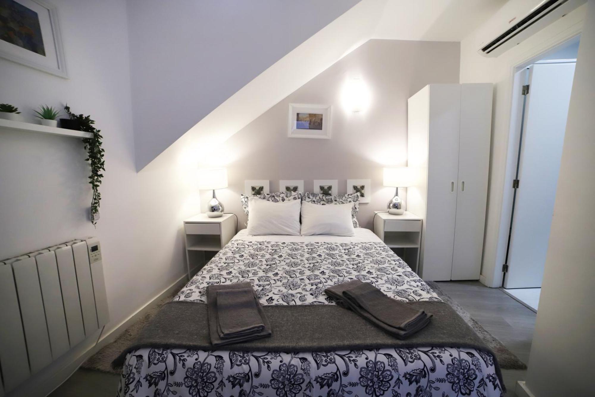 Guest House Triunfo OOporto Esterno foto