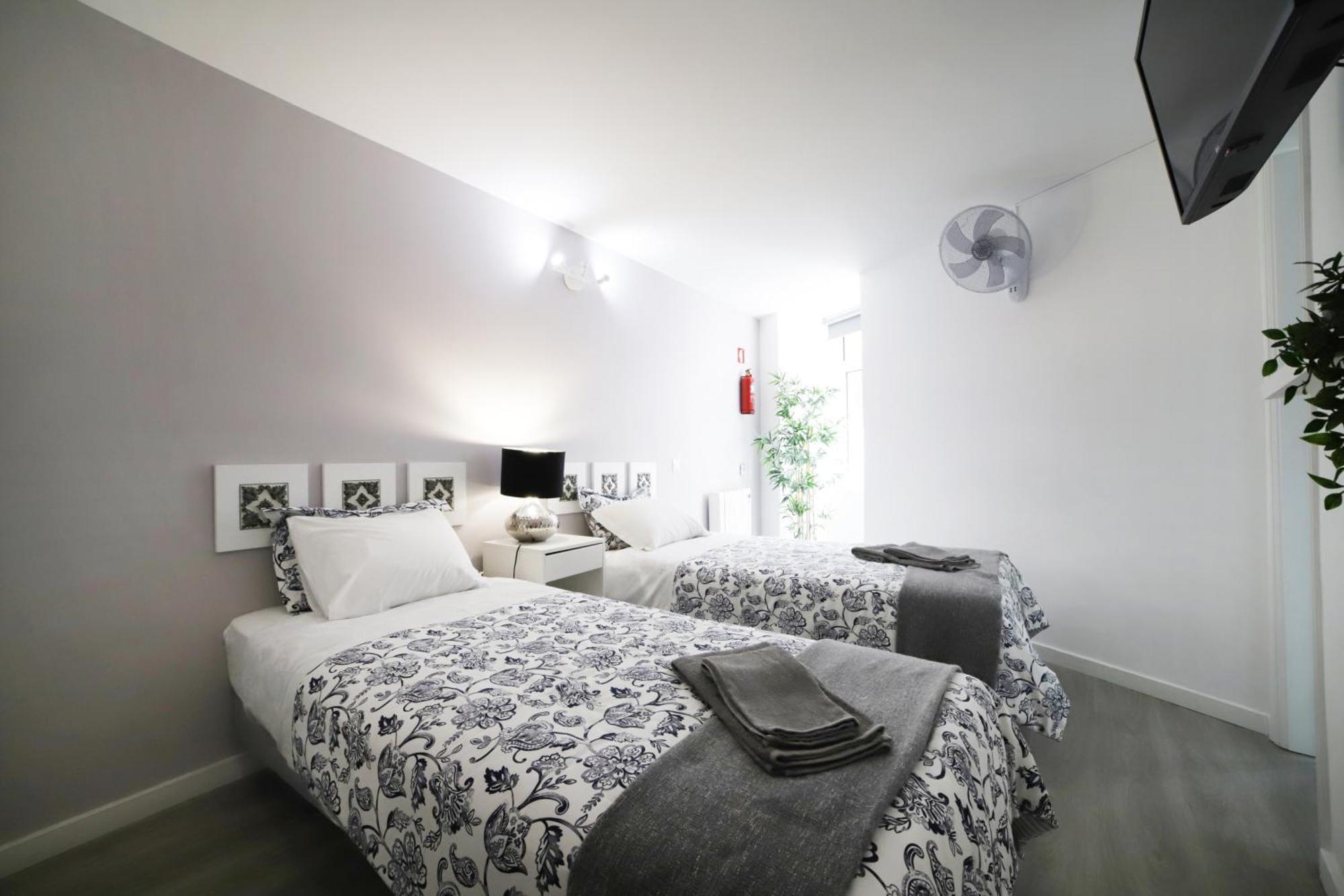 Guest House Triunfo OOporto Esterno foto